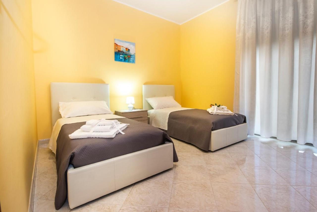 Etna Sunshine Apartment ลิงกัวกลอสซา ภายนอก รูปภาพ