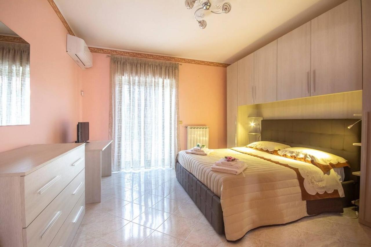 Etna Sunshine Apartment ลิงกัวกลอสซา ภายนอก รูปภาพ