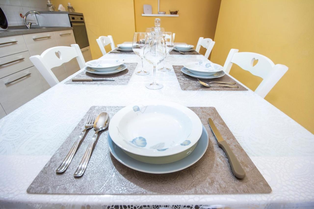 Etna Sunshine Apartment ลิงกัวกลอสซา ภายนอก รูปภาพ