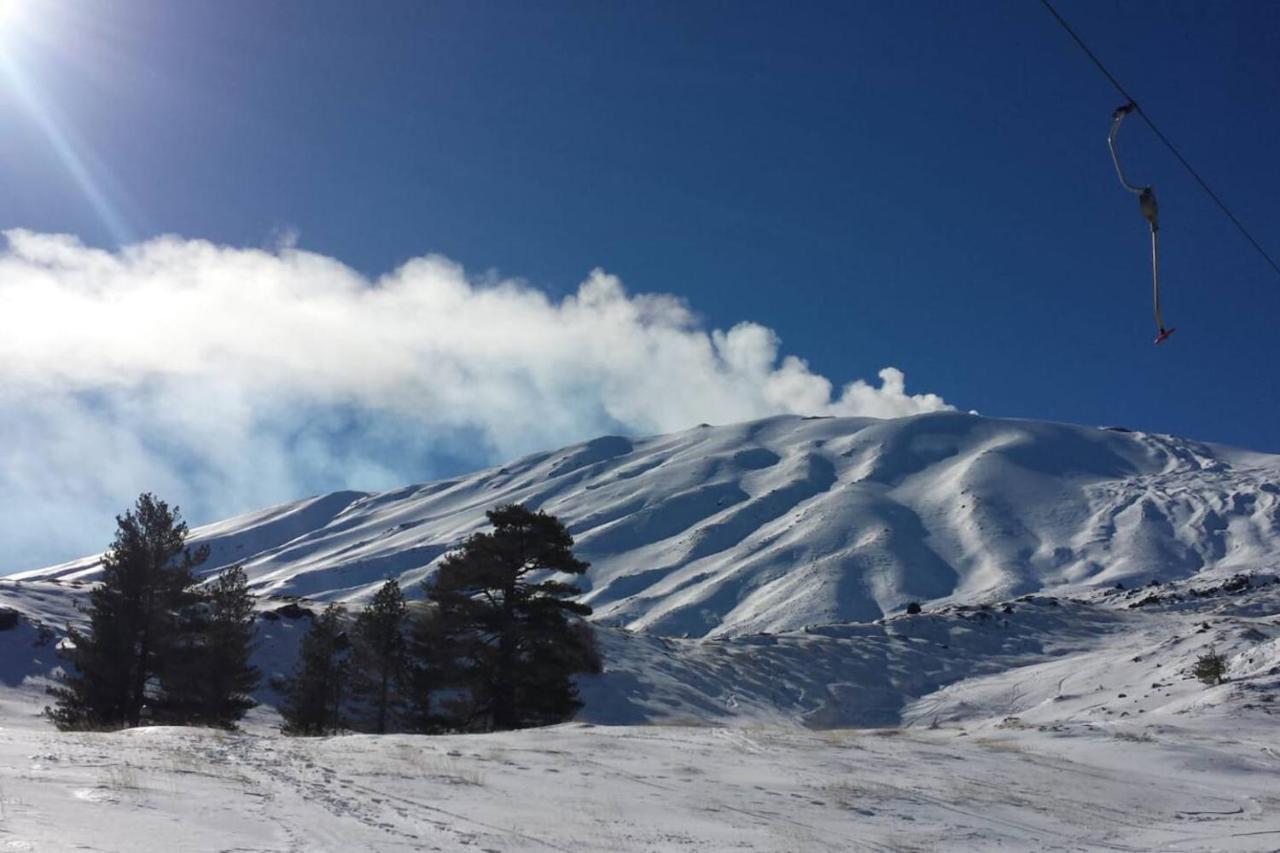 Etna Sunshine Apartment ลิงกัวกลอสซา ภายนอก รูปภาพ